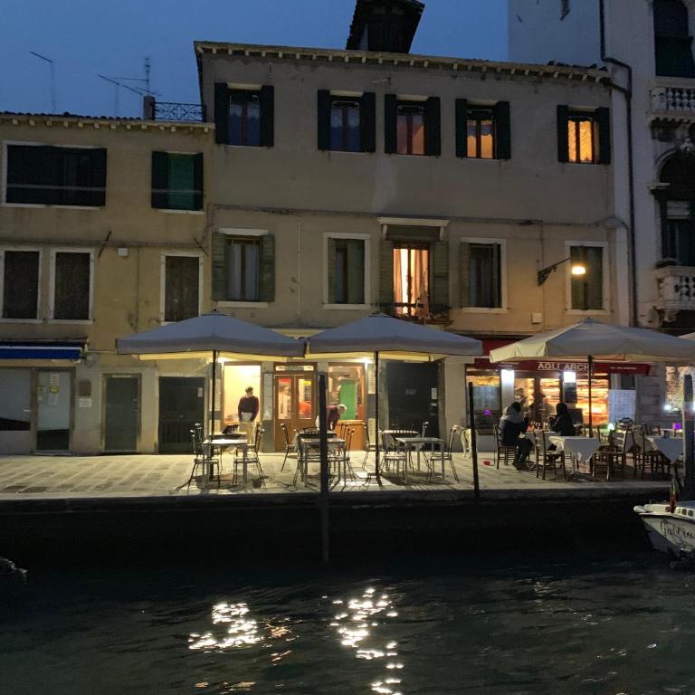 Venice Royal Exclusive For you - Deluxe Two-Bedroom Apartment with Garden View - 4