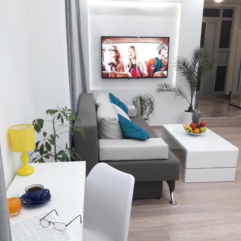 Abbazia Apartments Free Parking Near Center and Vrbas River - Studio Apartman - 8