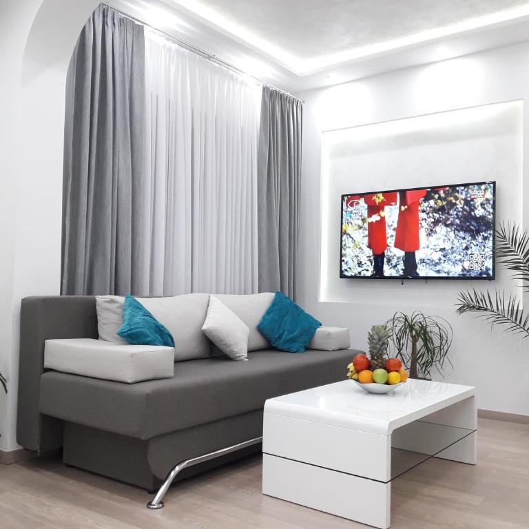 Abbazia Apartments Free Parking Near Center and Vrbas River - Studio Apartman - 3