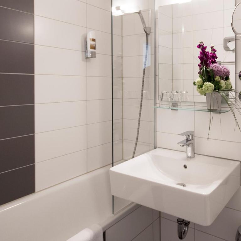 Hotel Mirabell by Maier Privathotels - Camera Matrimoniale Standard - 1