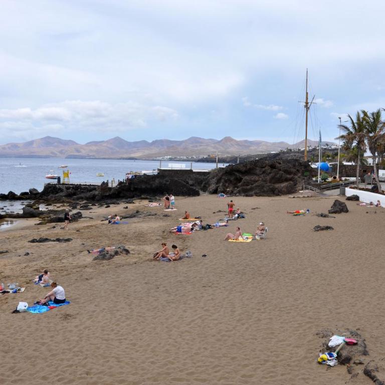 Ave Paraíso - Cozy and Sunny house - Two-Bedroom Apartment - 39