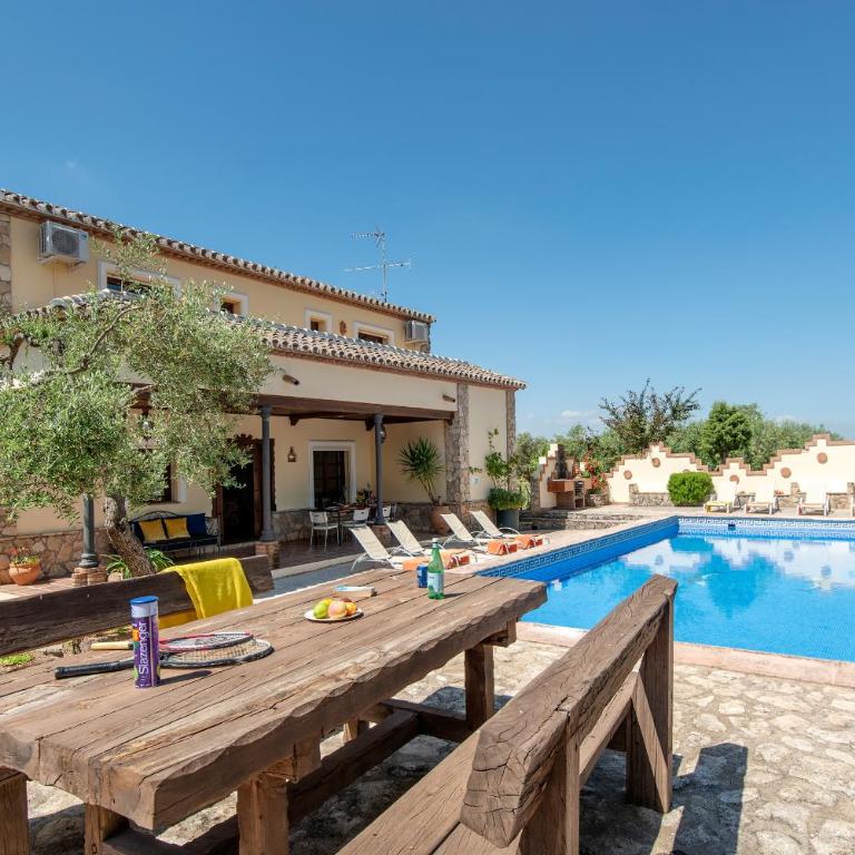 Hacienda Los Olivos - Villa con piscina privada - 24