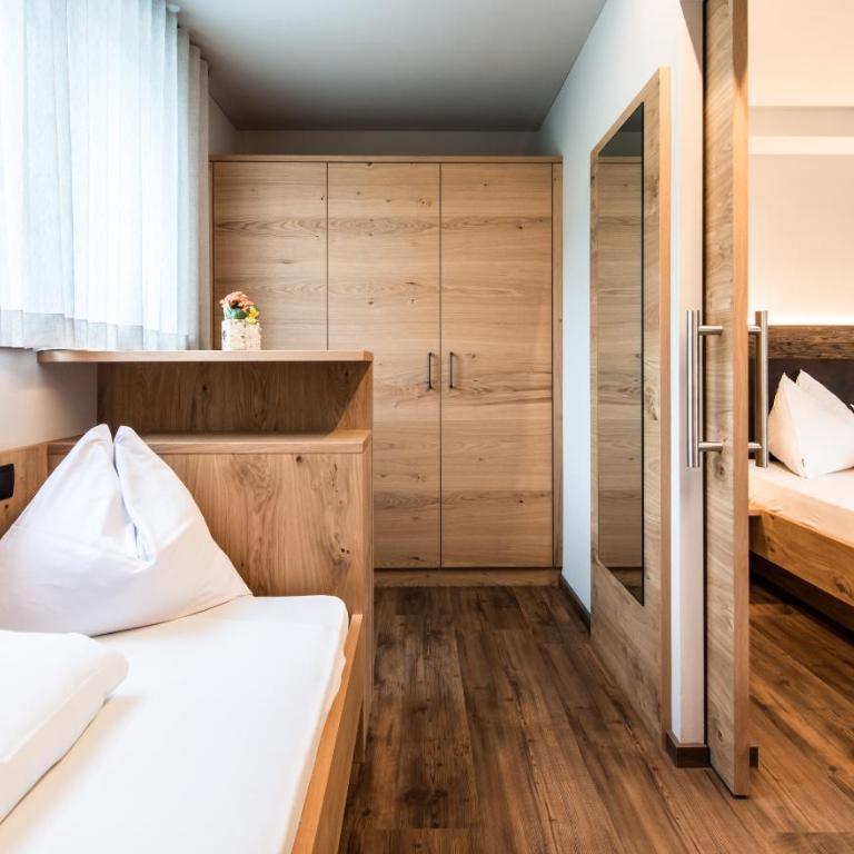 Hotel Pension Sonnegg - Familiensuite - 3