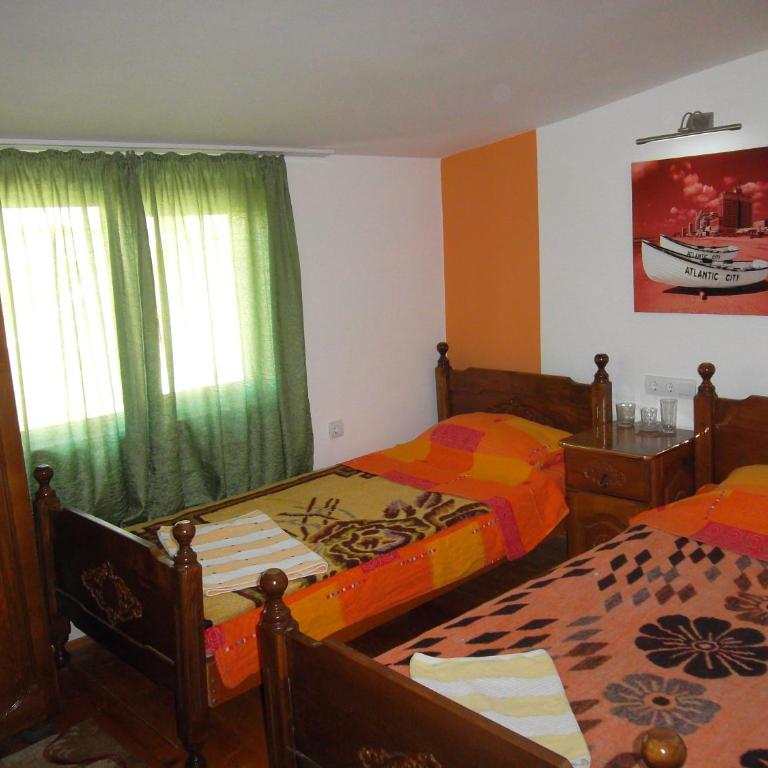 Villa Jadran Apartments - Double Room with Mountain View - 6