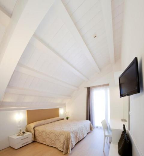 Hotel Lux - Camera Deluxe - 1