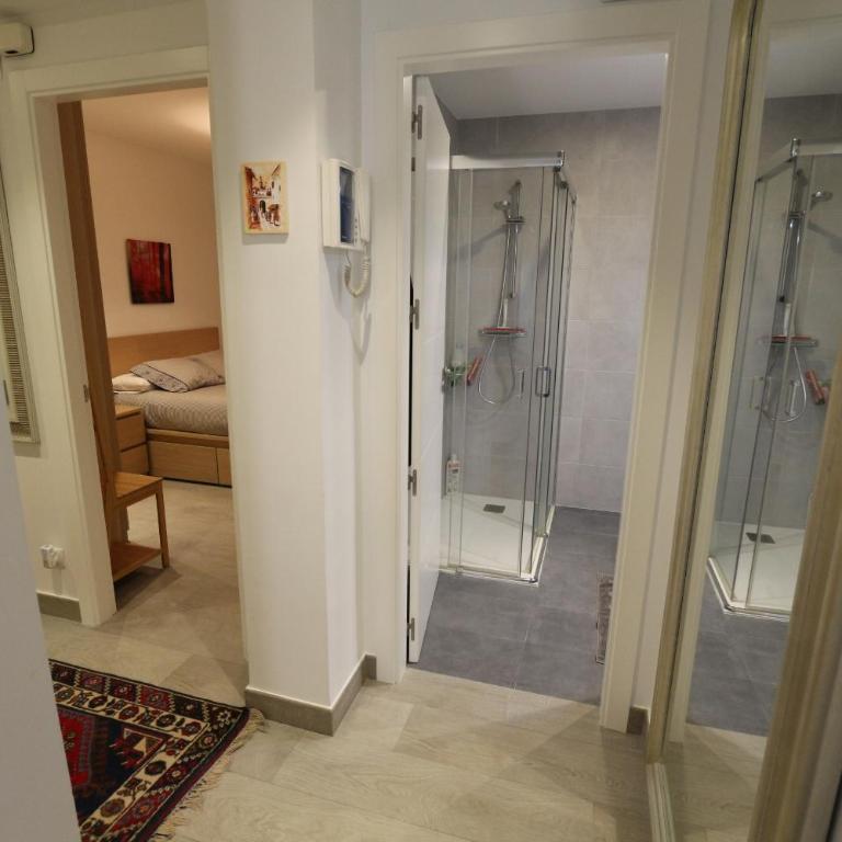 Modern & spacious apartment near La Concha Bay - Apartamento con vistas al mar - 12