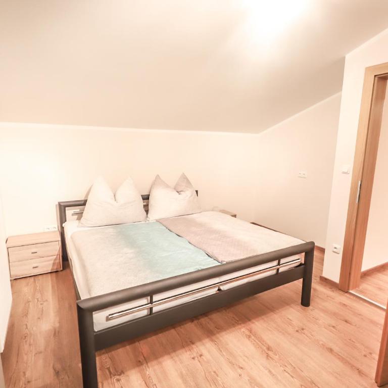 Landhaus zur Tanne - Apartment mit 2 Schlafzimmern - 12