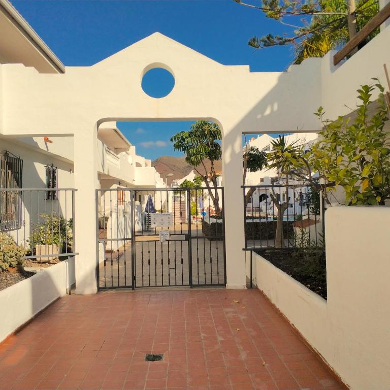 PORT ROYAL APARTMENTS, Heated pool, Speed WiFi, Terrace - Apartment - 4