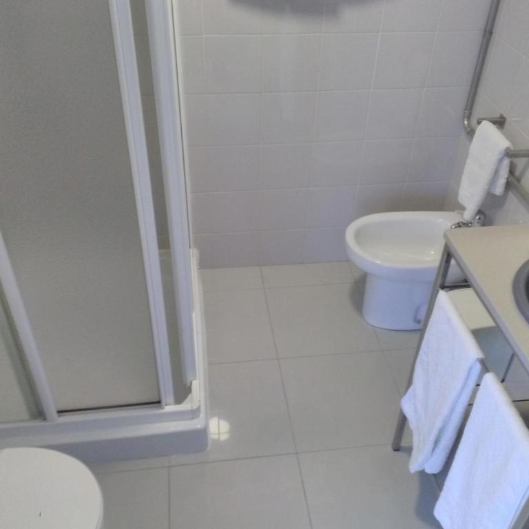 Hotel Junquera - Habitación Doble Superior con cama supletoria - 1 o 2 camas - 4