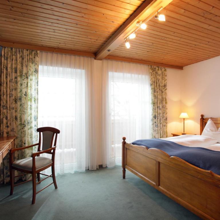 Pension Rosenhof - Standard Doppelzimmer mit Balkon - 4