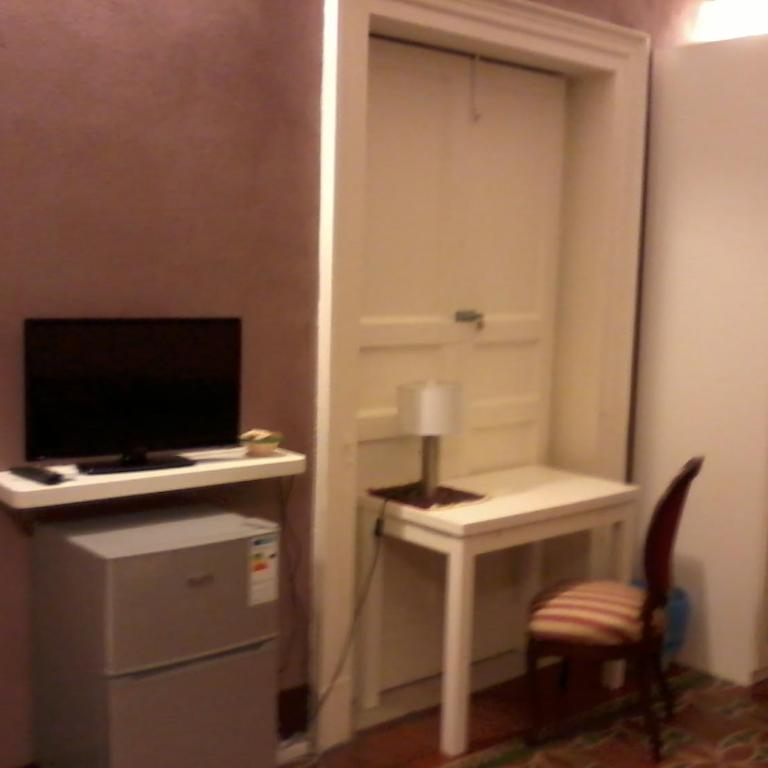 Domoikos - Double or Twin Room with Private Bathroom - 7