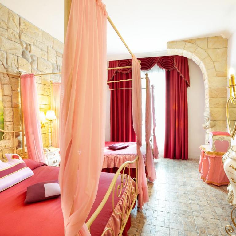 Gardaland Hotel - Camera Familiare Princess - 3