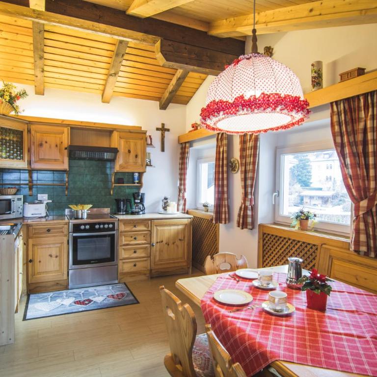 Residence Sisi - Appartamento Mansardato con 2 Camere da Letto - 3