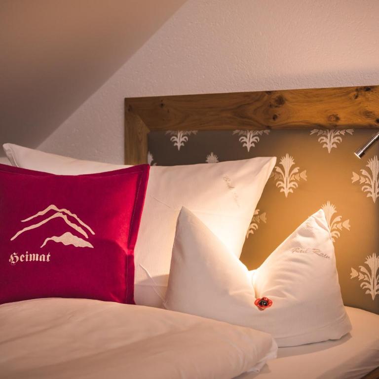 Hotel Bad Rain mit Oberstaufen PlusGolf - Superior Einzelzimmer mit Balkon und Bergblick - 2