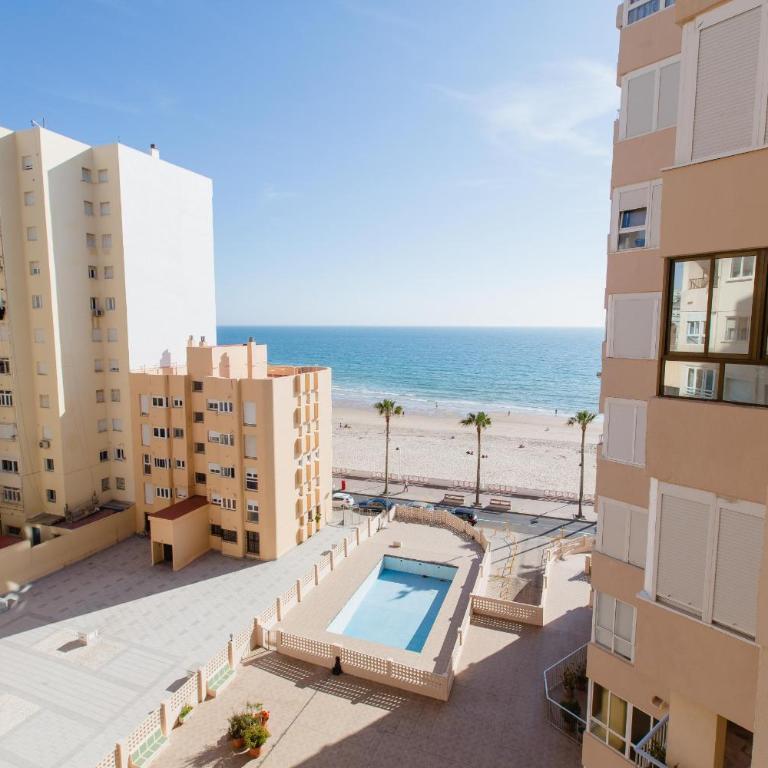 Apartamento Malibu Cadiz playa - Apartamento con vistas al mar - 2