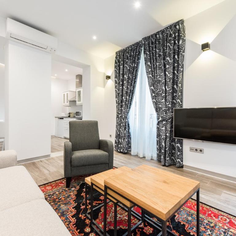 PUERTA DEL SOL CITY CENTER IV C - One-Bedroom Apartment - 3