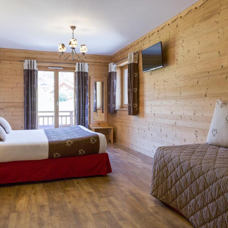 Chalet-Hôtel Le Beausoleil, The Originals Relais - Chambre Triple - 5