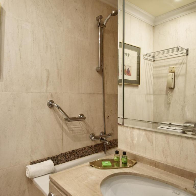 Hotel Maria Luisa - Habitación Individual - 5
