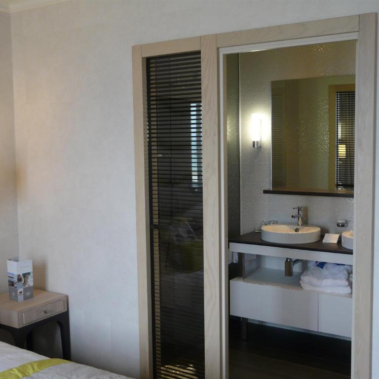 Grand Hôtel Des Thermes - Chambre Double Classique - Vue sur Ville - 2