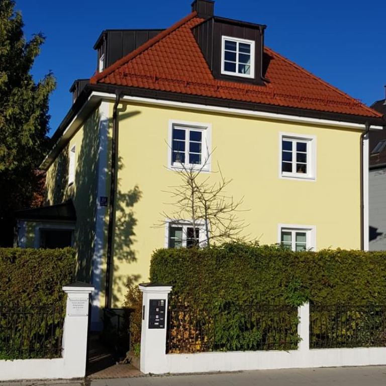 Helle und ruhige Dachgeschosswohnung - Loft - 1