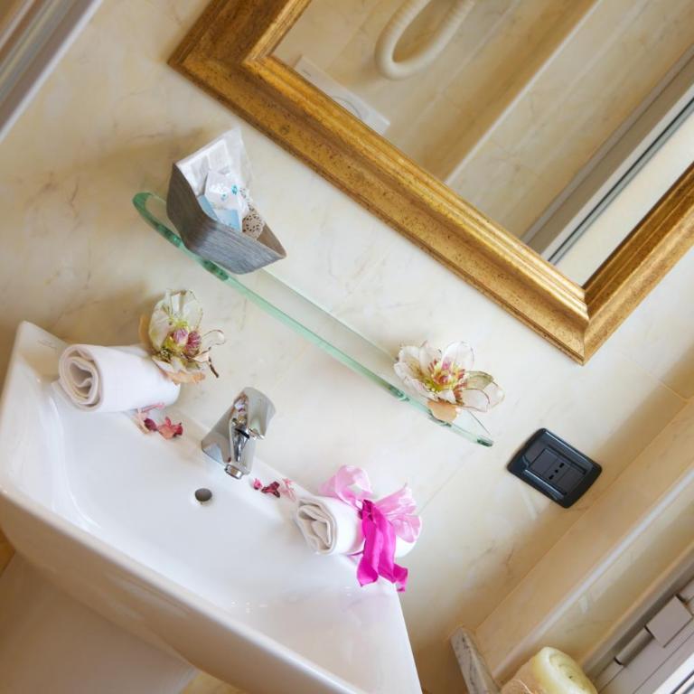 Hotel Astigiana & Appartamenti - Camera Matrimoniale/Doppia con Letti Singoli - 3