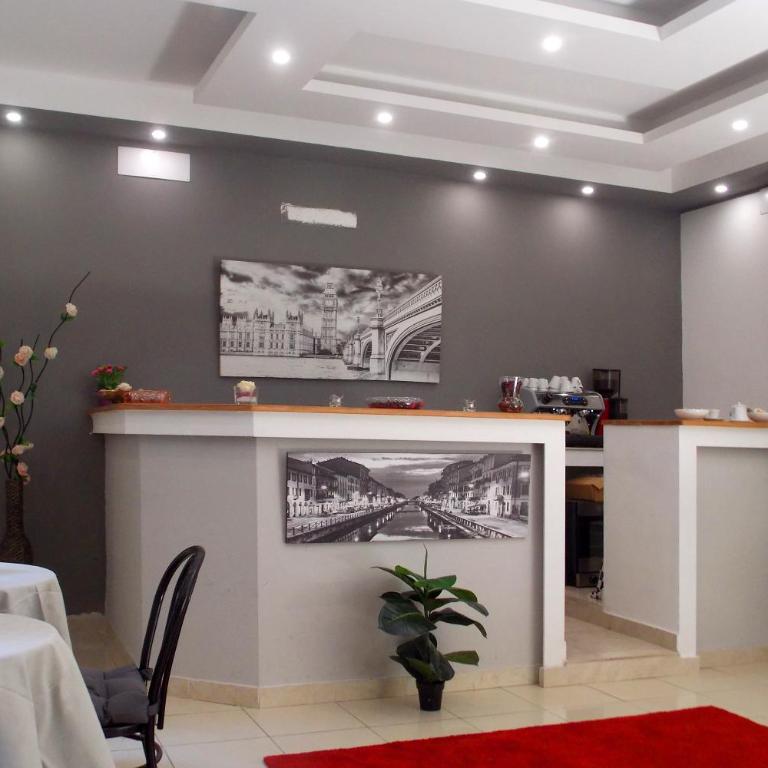 Hotel Midtown Milano - Posto Letto in Dormitorio per 8 Persone - 1