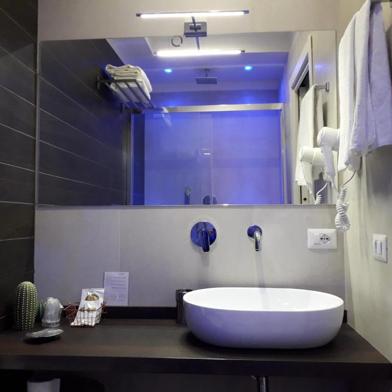 Gea suite - Deluxe Double Room with Balcony - 10