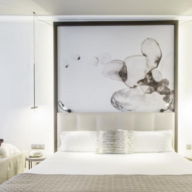 Hotel Ilunion Bilbao - Premium Room (3 adults) - 4