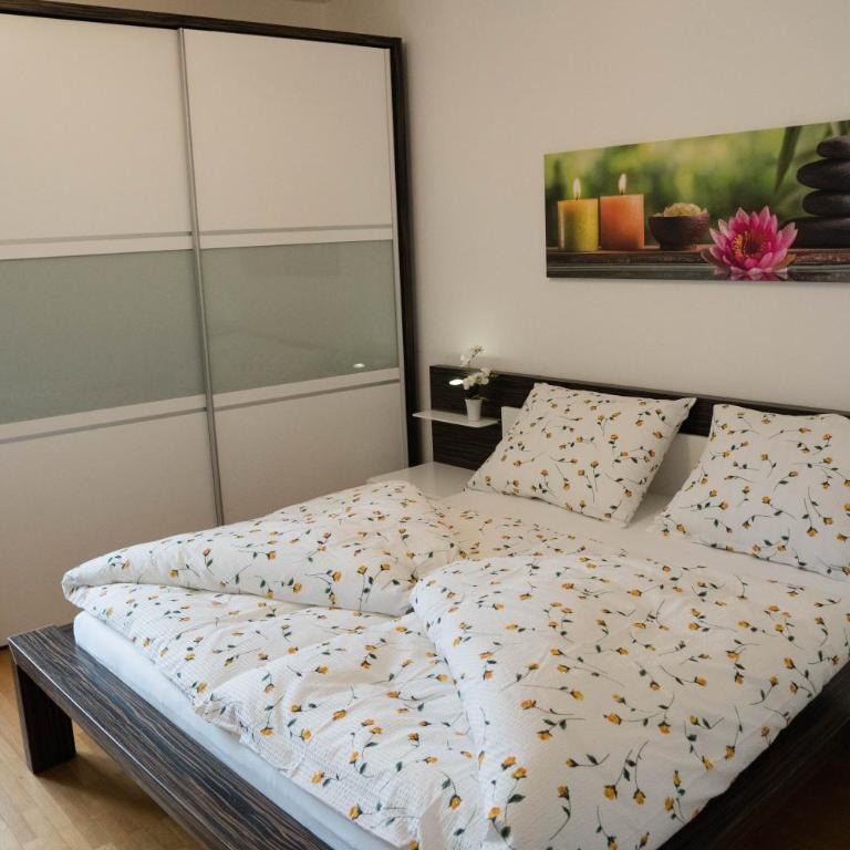 Sunshine Apartments - Appartamento con 2 Camere da Letto - 1