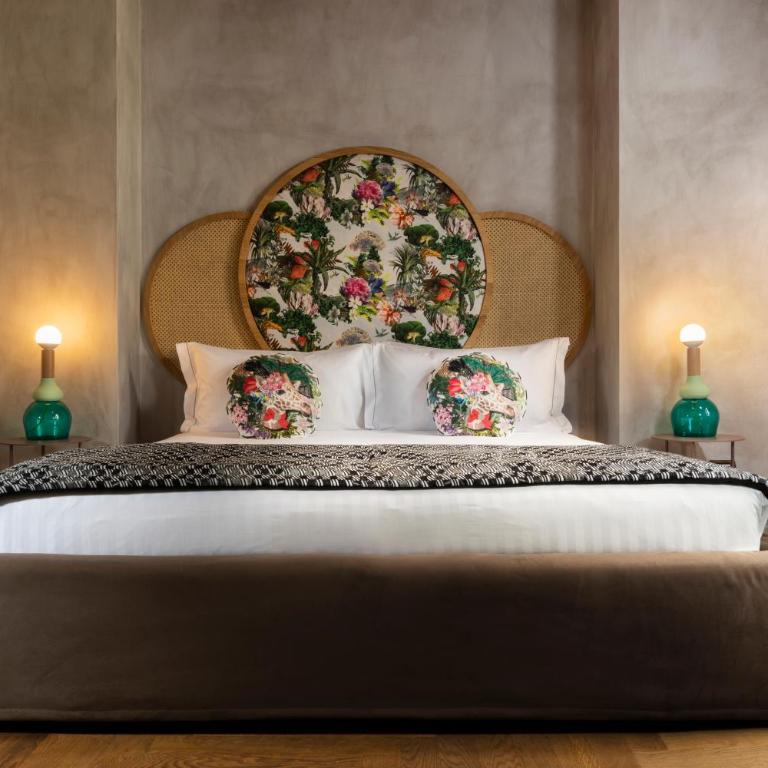 Palm Suites - Small Luxury Hotels of the World - Family Suite with Courtyard View - 4