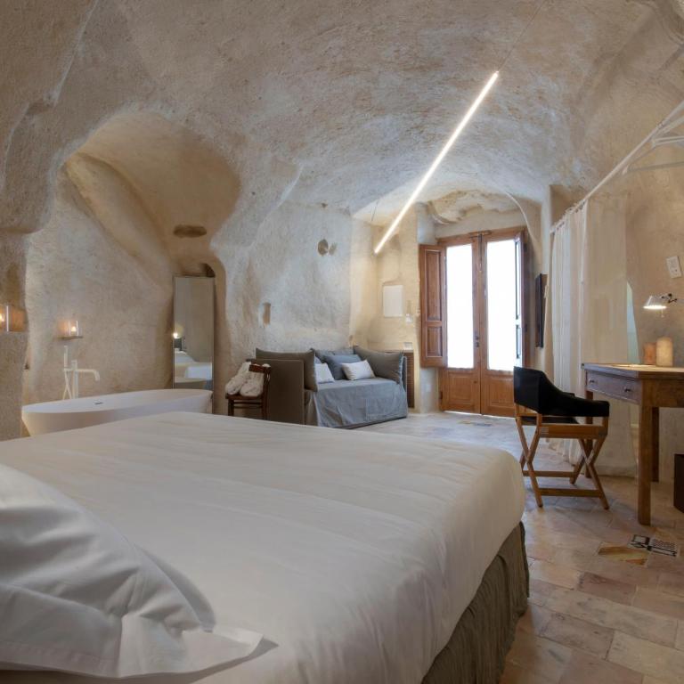 Conche Luxury Retreat - Junior Suite - 3