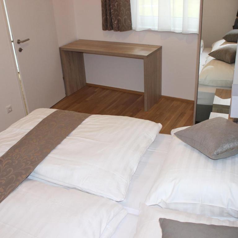 Albert Schweitzer Center Graz - Apartment mit 1 Schlafzimmer und Terrasse - 1