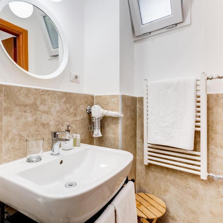 Lovely and modern nest near the Colosseum - Studio Apartment - 12