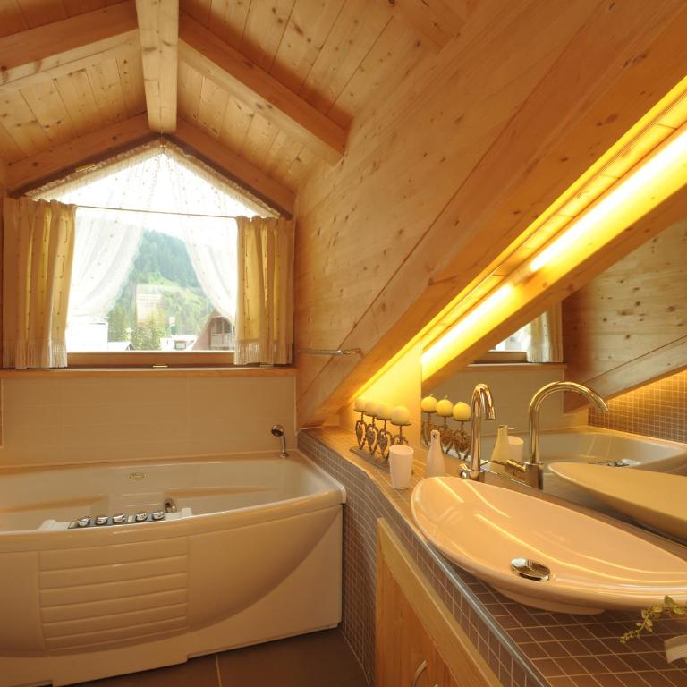 Romantic Chalet Dolomiti - Chalet con 3 Camere da Letto - 3
