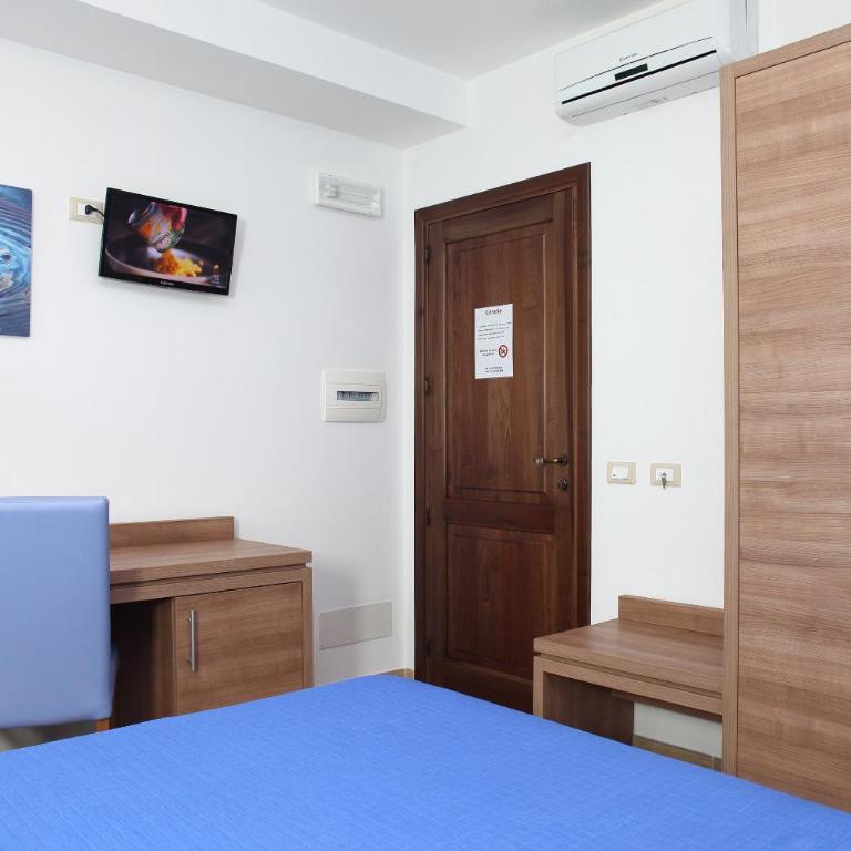 Coralia Bed & Breakfast - Camera Matrimoniale Standard - 6