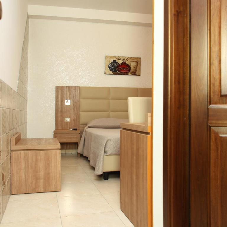 Coralia Bed & Breakfast - Camera Matrimoniale Standard - 30