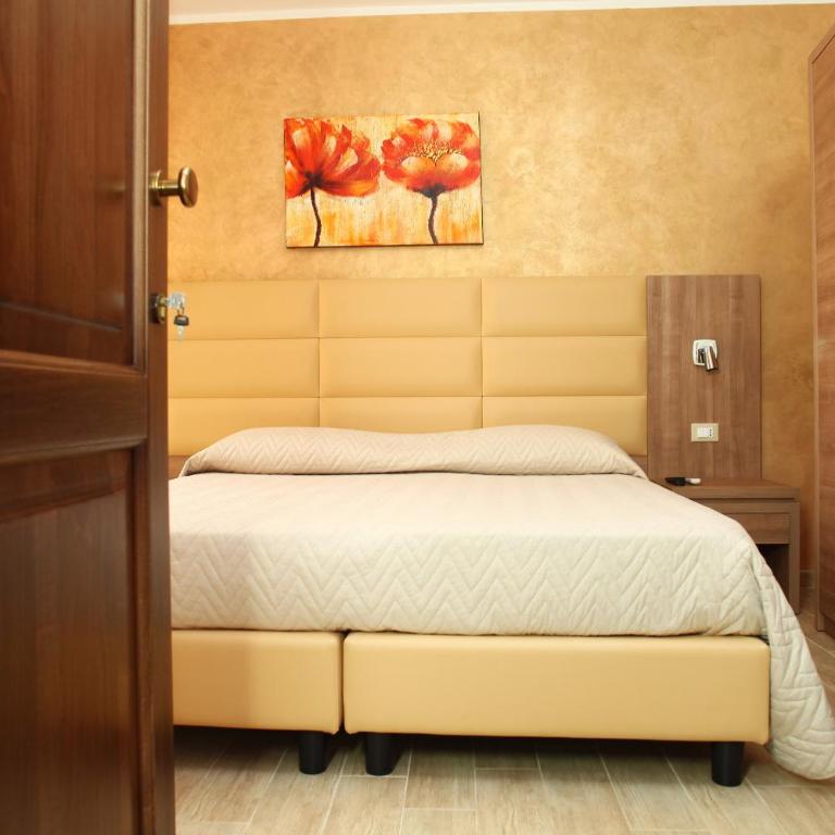 Coralia Bed & Breakfast - Camera Matrimoniale con Balcone - 22