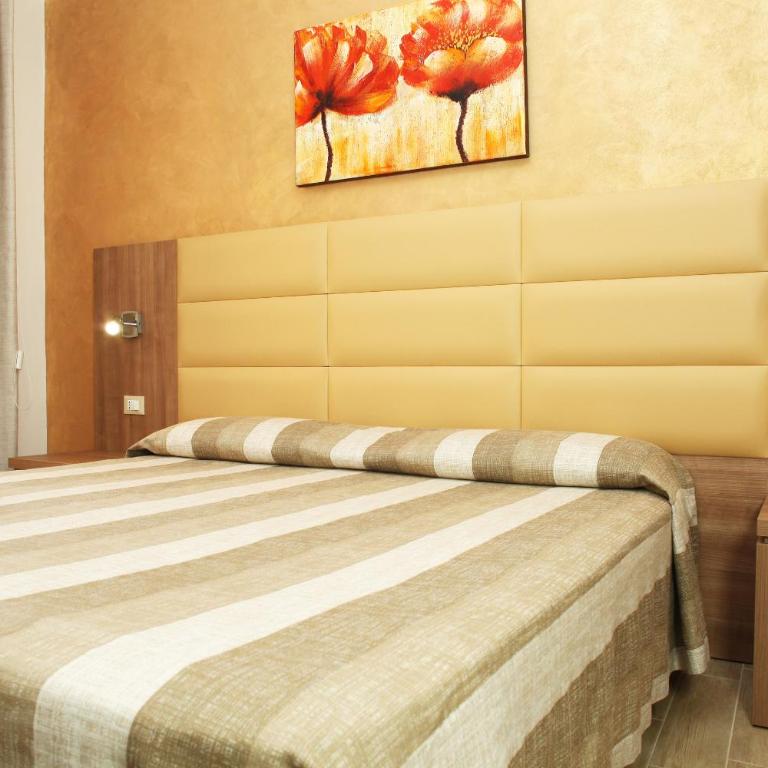 Coralia Bed & Breakfast - Camera Matrimoniale con Balcone - 16