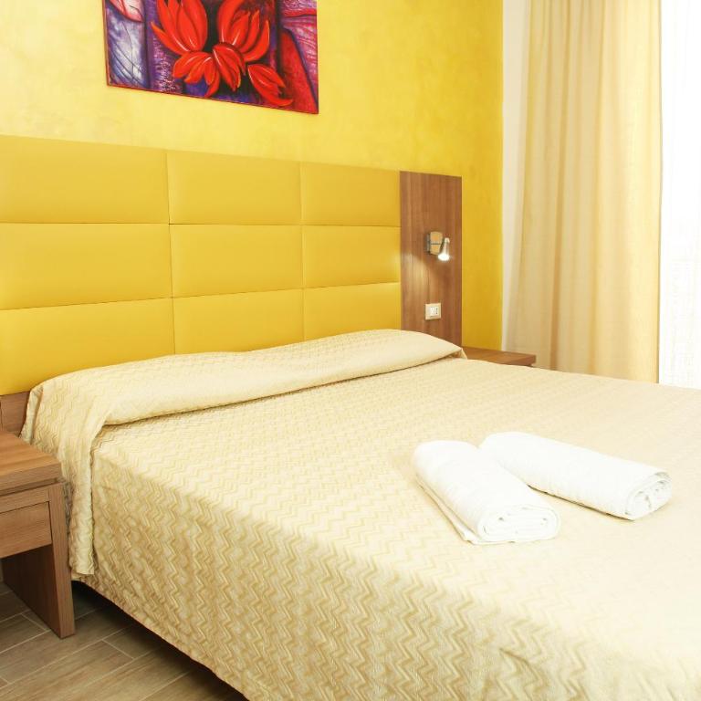 Coralia Bed & Breakfast - Camera Matrimoniale con Balcone - 33