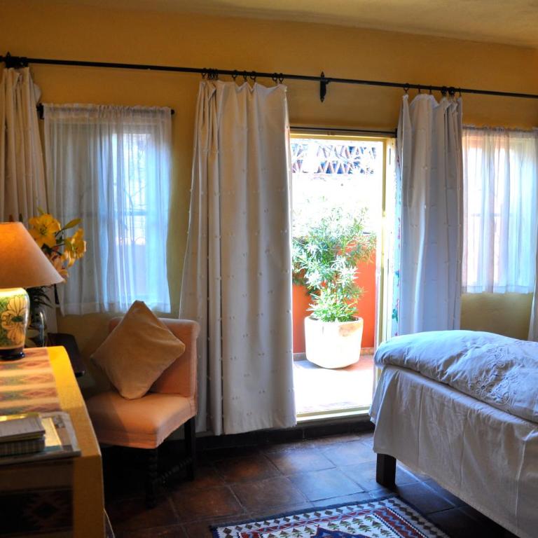 Casa de la Cuesta B&B - Deluxe Bungalow with Garden View - 4