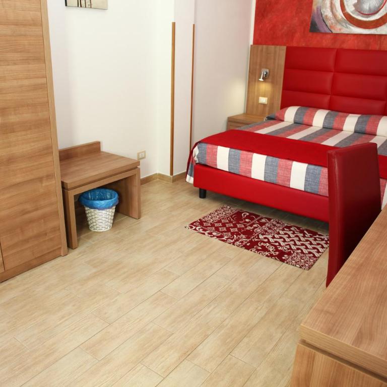 Coralia Bed & Breakfast - Camera Quadrupla Superior - 8