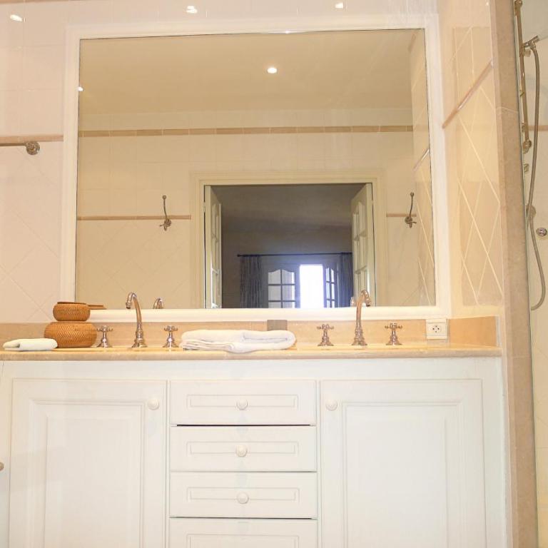 ON VILLEFRANCHE BAY - AP3040 by Riviera Holiday Homes - Appartement - Vue sur Mer - 20
