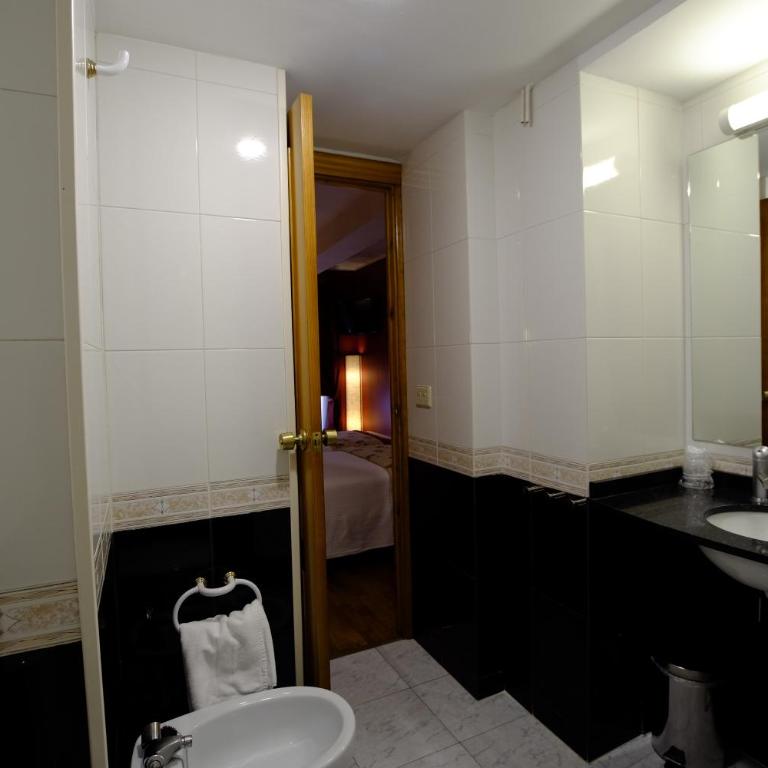 Hotel Pradas Ordesa - Habitación Doble - 2 camas - 3
