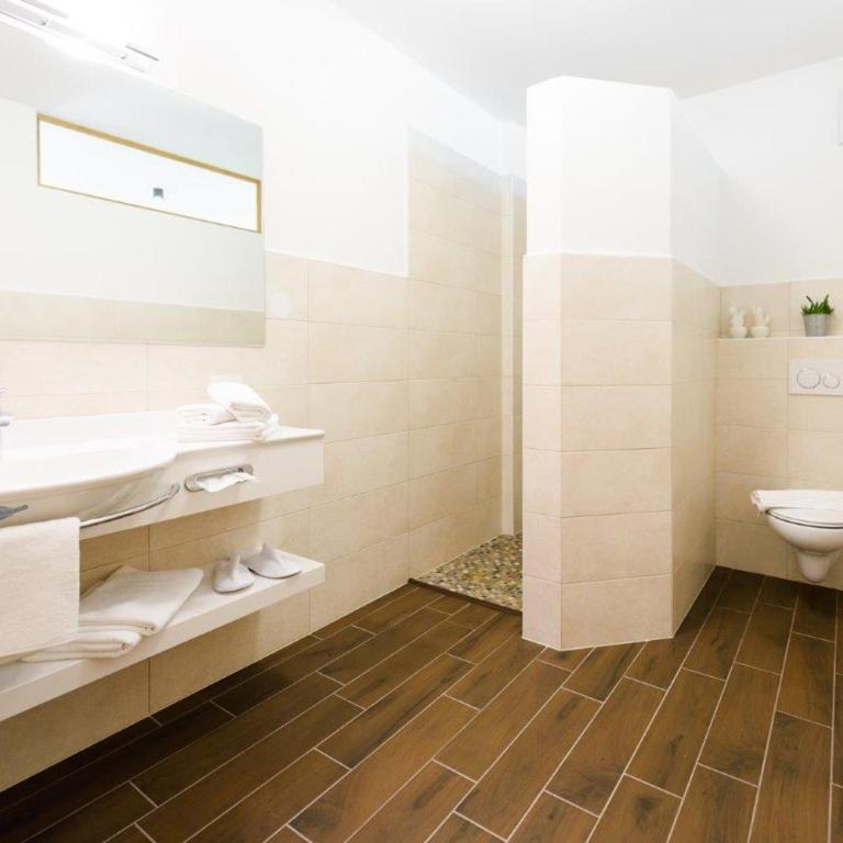 La Pergola PanoramaSuites - Deluxe Double Room - 4