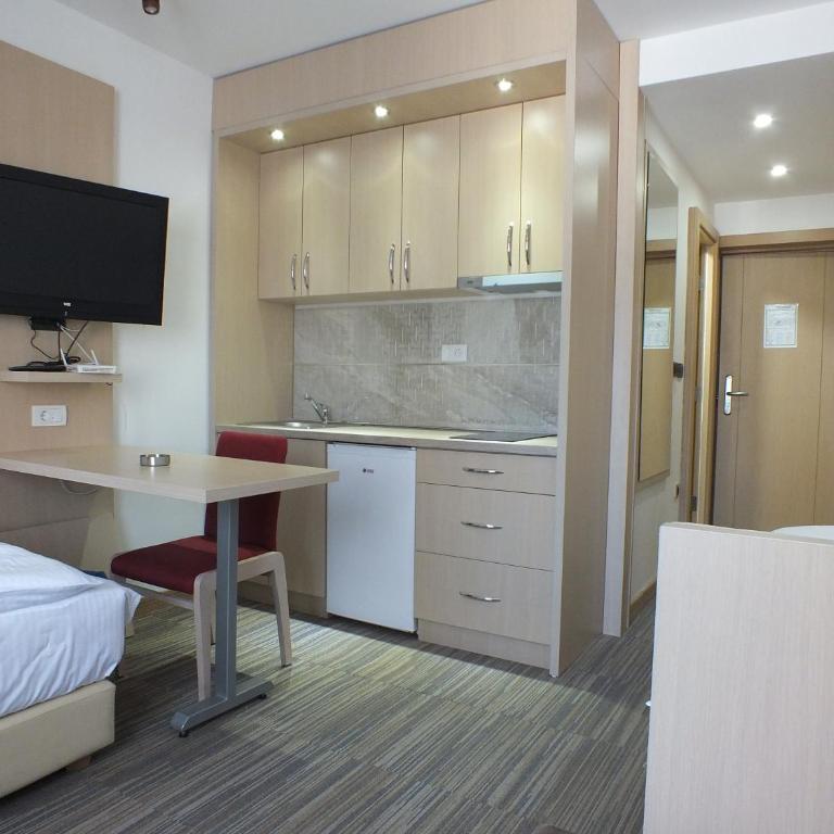 Apartments Pavle - Studio Apartment - 7