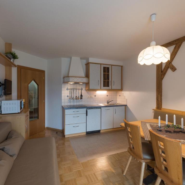 Appartments Tassilo des Gramm Benedikt - Appartement avec Balcon - 4