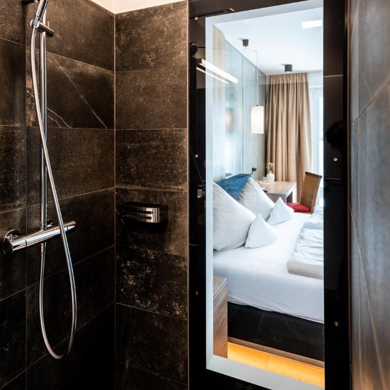 Villa Postillion am See - Superior Zimmer mit Kingsize-Bett - 3
