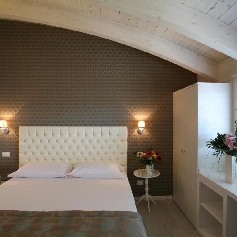 Nuova Opera Rooms & Apartments - Camera Matrimoniale Standard - 7