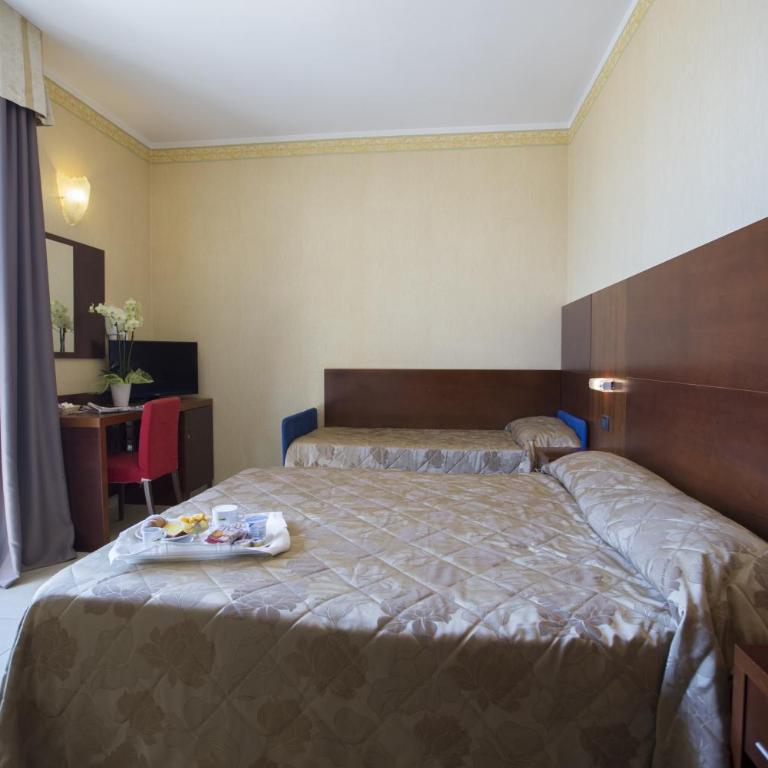 Hotel Metropole - Camera Tripla Superior con Vista Mare - 11
