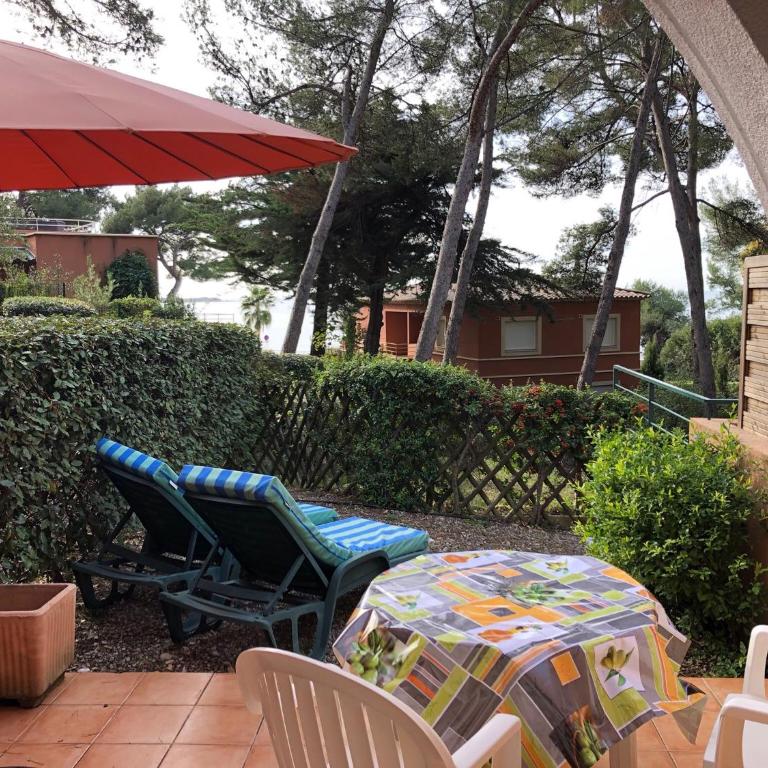 50m Plage T2 Grande Terrasse Vue Mer Climatisé Piscine Chauffée, Parking clos gratuit - Appartement - Rez-de-Chaussée - 13